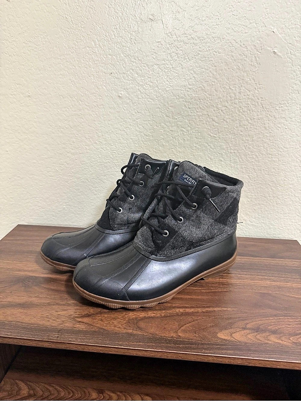 Sperry Saltwater Wool Duck Boot Women's Black & Brown US 8.5M